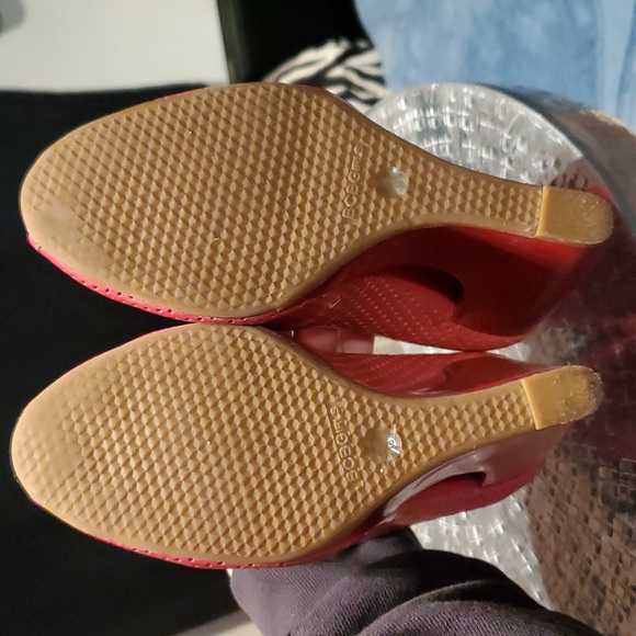 BCBG "Barbie" Pink Perferated Peep Toe Cut Out Wedge size 8.5 ☆LIKE NEW☆ - Picture 8 of 16